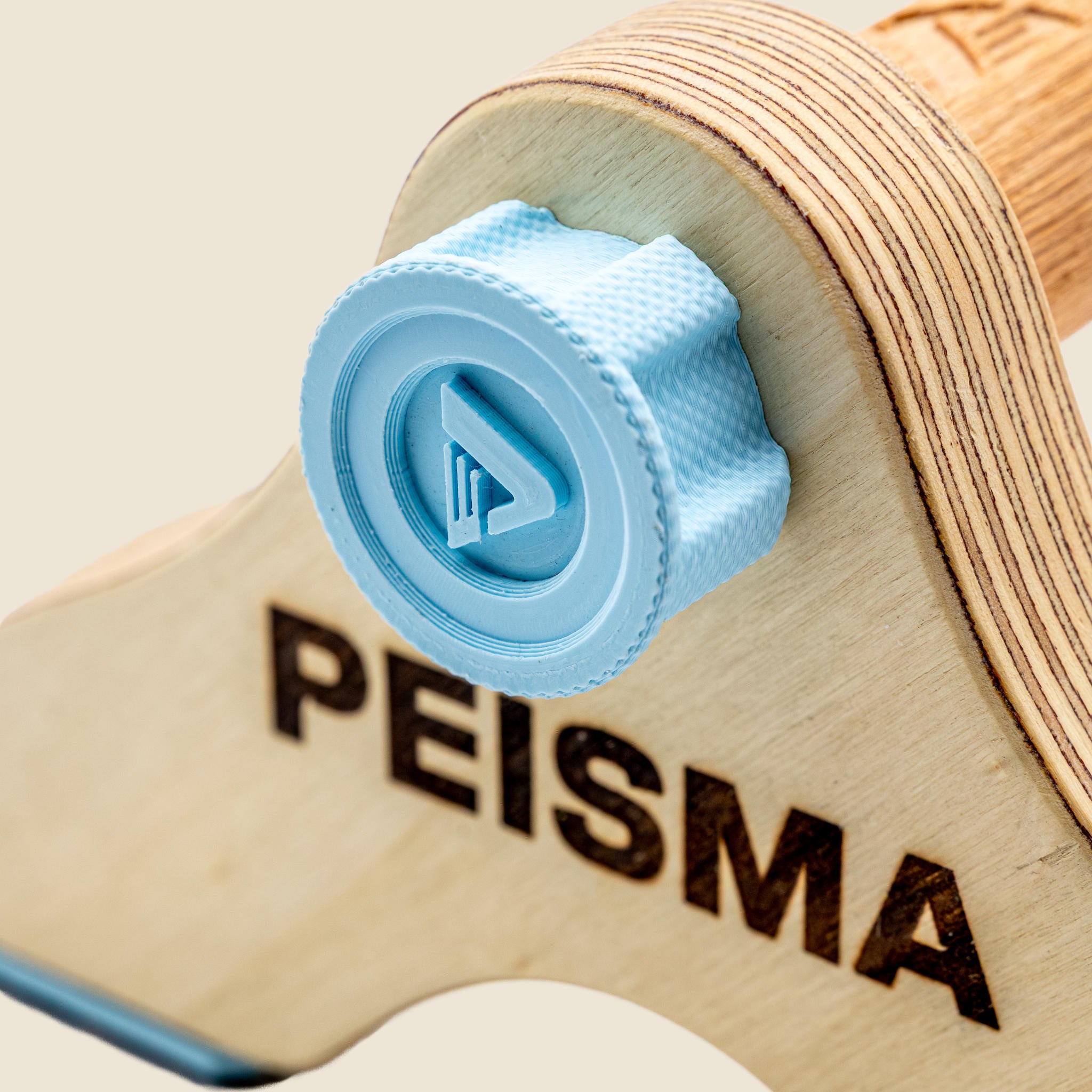 photo des socle Peisma de couleur bleu ciel